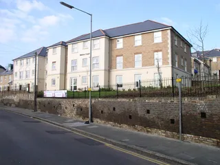 Nelson_Court_Front.jpg