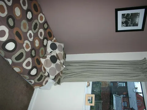 bed2.jpg
