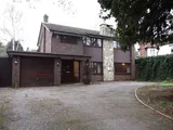 Broadlands Avenue