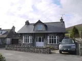 'Yarlside', Southfield Road, Sedbergh. A three bedroom detached property with garden, parking and garage