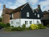 OLD CLANFIELD    * SEMI RURAL LOCATION *