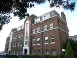 Richmond Gardens
Town Centre