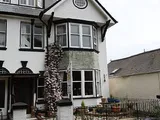 2 Hadleigh Villas, Silver Street, Lyme Regis, Dorset, DT7 3HR