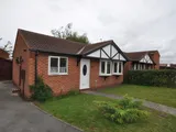 8 St Georges Close
