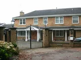 Close to Ascot -