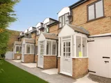 Octavia Mews - Villiers Road
