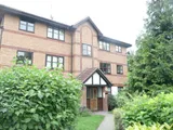 Frobisher Road, Erith DA8