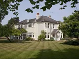 Oatlands Drive, Weybridge, Surrey, KT13
