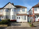 Tiverton Avenue, Ilford IG5