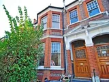 Lynmouth Road, London