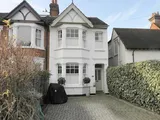 Leigh Road, Cobham, Surrey, KT11