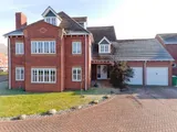 Dulwich Grange, Bratton