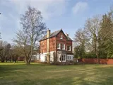 Mid Holmwood, Dorking