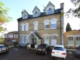 Oakleigh Park South, Whetstone, N20