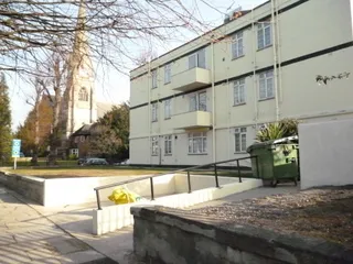 Main 5004_IS720_IMG_00.jpg