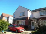3 bedroom 1st Floor Flat in Branksome Pk / Canford Cliffs