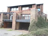 Dyers Mews, Neath Hill