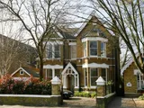 Kew Gardens Road, Richmond, TW9