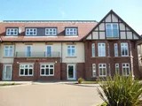 Clifton Drive North, Lytham St. Annes FY8