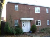 Avon Walk, Hinckley LE10 0XS - spacious property mostly re-decorated, close to local amenities
