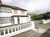Pembroke Road, Palmers Green