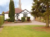 Castlecroft Road, Castlecroft