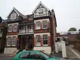 Queens Road
