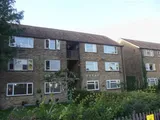 Horley Row, Horley
