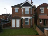 ** TWO BEDROOM FIRST FLOOR FLAT IN THE POPULAR WINCHESTER ROAD AREA **