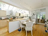 Kingsway, SW14