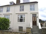WIMBLEDON - REFURBISHED RAISED GROUND FLOOR CONVERSION FLAT NR SOUTH WIMLEDON TUBE AND WIMBLEDON TOWN CENTRE