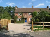 Broomhill, Ewshot, Farnham, GU10