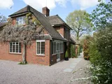 Fullers Road, Rowledge, Farnham, Surrey, GU10