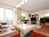 Holland Gardens, Brentford