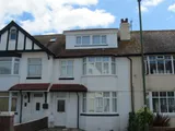 Paignton house share - ground floor double room with en-suite shower room, modern clean house with parking.
