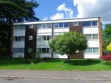 Two bedroom 1st floor apartment, Weybridge, Surrey. England. KT13 8TW