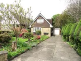 Highcliffe Avenue, Cowcliffe - Detached Chalet style property in cul-de-sac