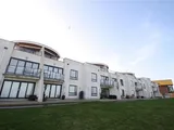 Penthouse & sea views