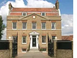 Lambourne Road, Chigwell, Essex, IG7