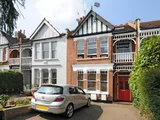 Park Avenue South, Crouch End