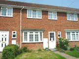 3 bedroom Terraced House in Horsell