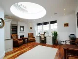 Stunning, well presented 7 bedroom house located in the heart of Chelsea 