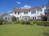 Drakes Avenue