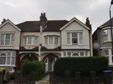 Lakeside Road, N13